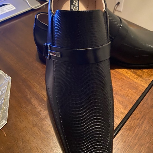 Men's Beau Bit Perforated Leather Loafer - Picture 5 of 7